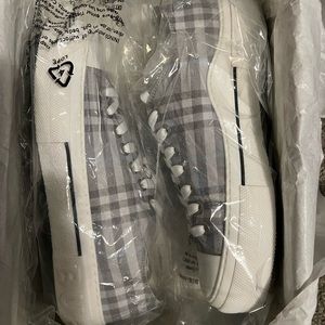 Burberry Low Top Sneakers